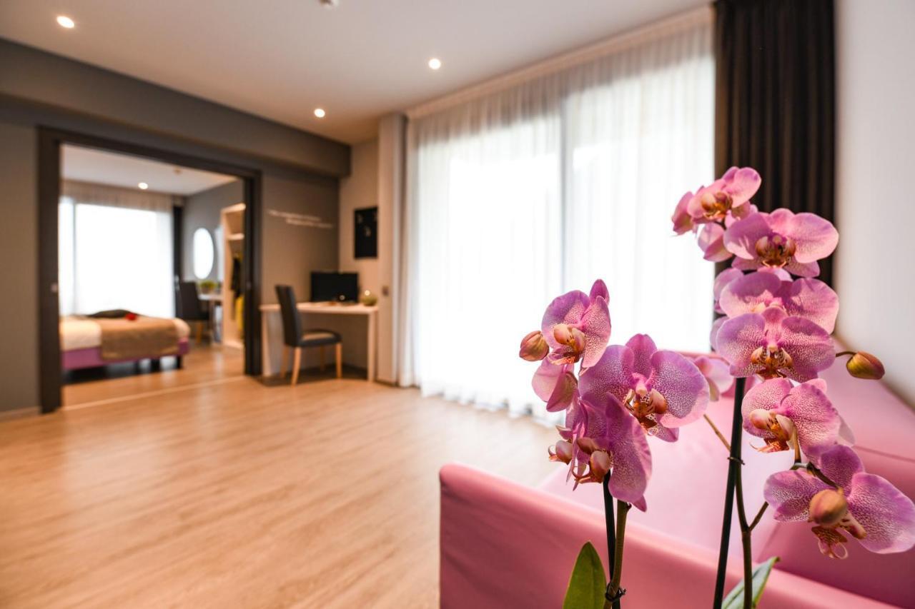 Hotel La Fiorita Limone sul Garda Esterno foto
