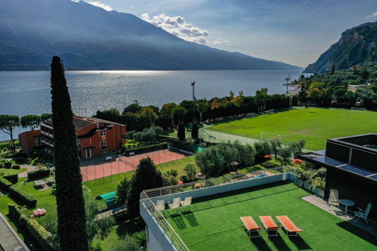 Hotel La Fiorita Limone sul Garda Esterno foto