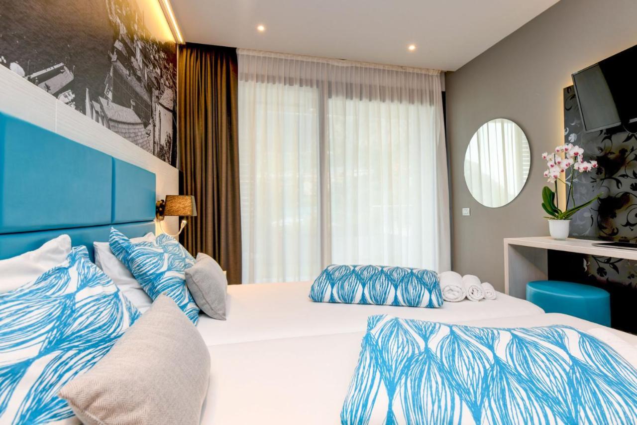 Hotel La Fiorita Limone sul Garda Esterno foto
